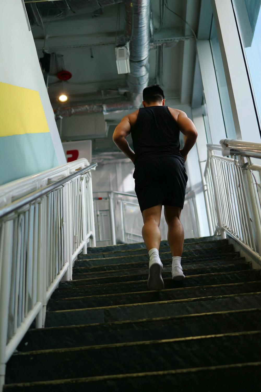 8. Stair Climber Weight Loss Workout With No-Hand Rule and Two-Speed Blocks