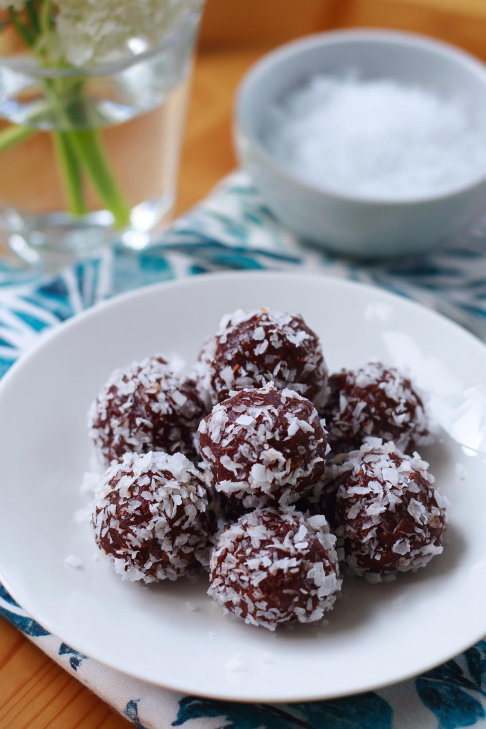 11. Easy Healthy Snacks 2026: Dark Chocolate Almond Date “Truffles” with Sea Salt