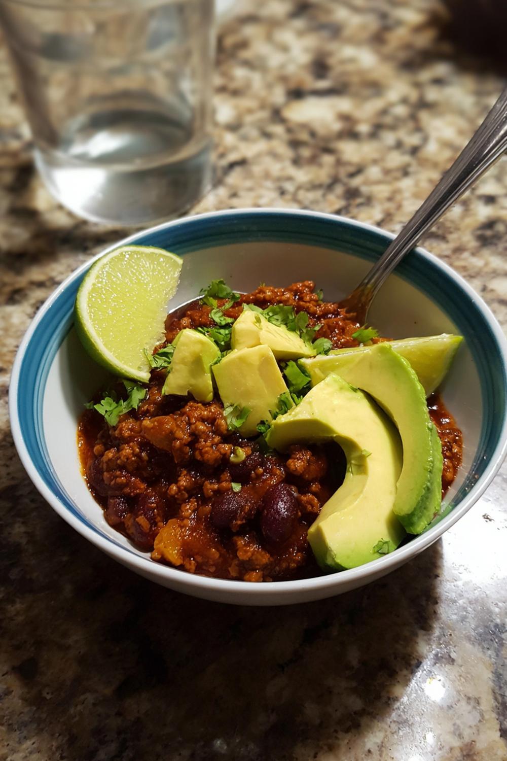 29. Gluten Free Athlete Meals 2026: Bison Chili with Beans and Avocado Lime Finish