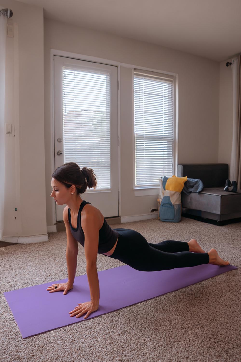 6. Mat-Based Low Impact Weight Loss Workout Dead Bug + Fast Feet Tap Series