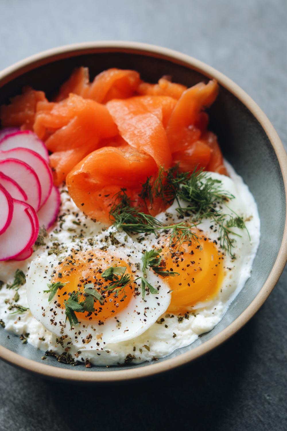 19. Skyr and Chia Savory Bowl Meal with Smoked Salmon-Style Carrots