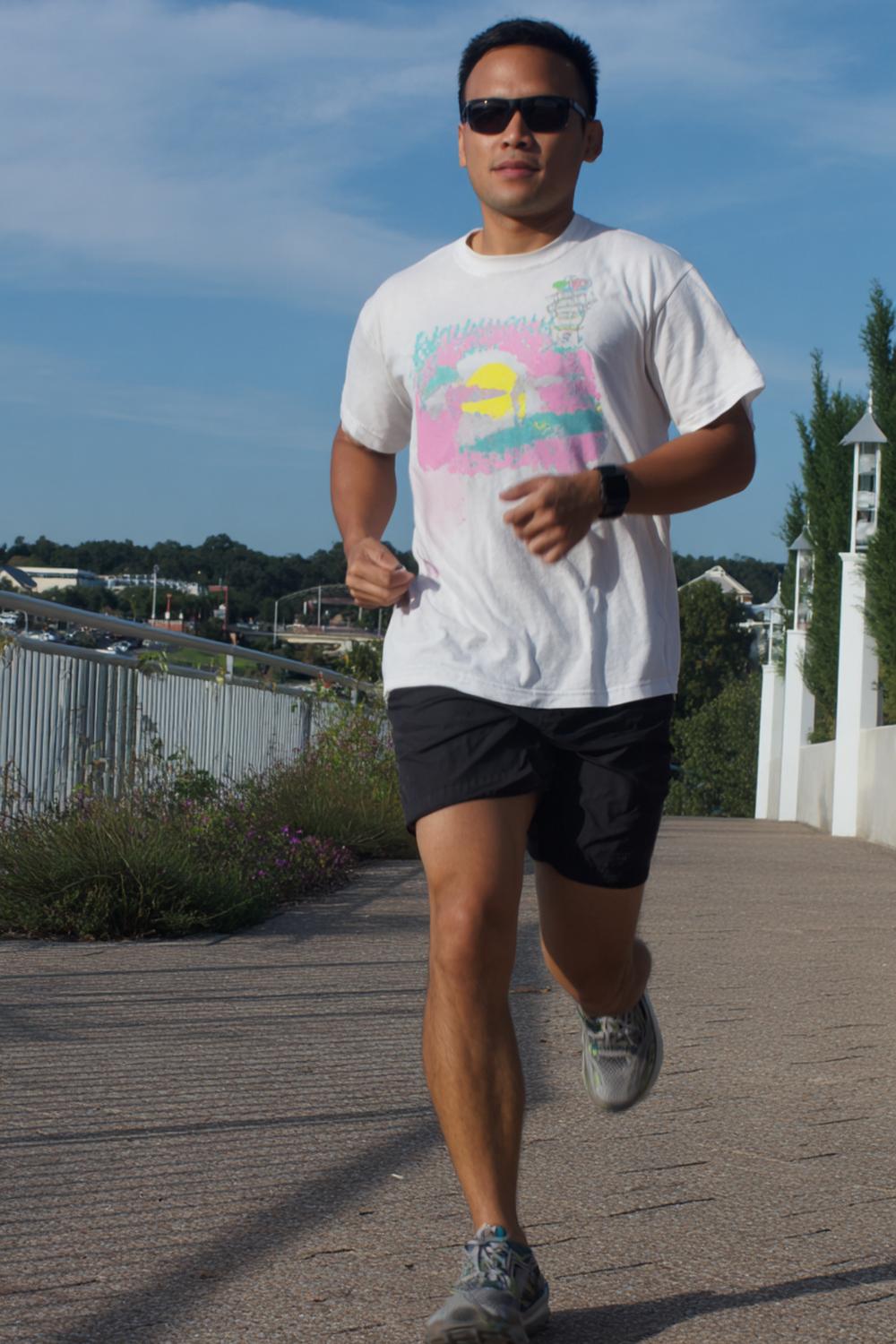 15. Fartlek “Landmark Chase” Walking Workout for Weight Loss